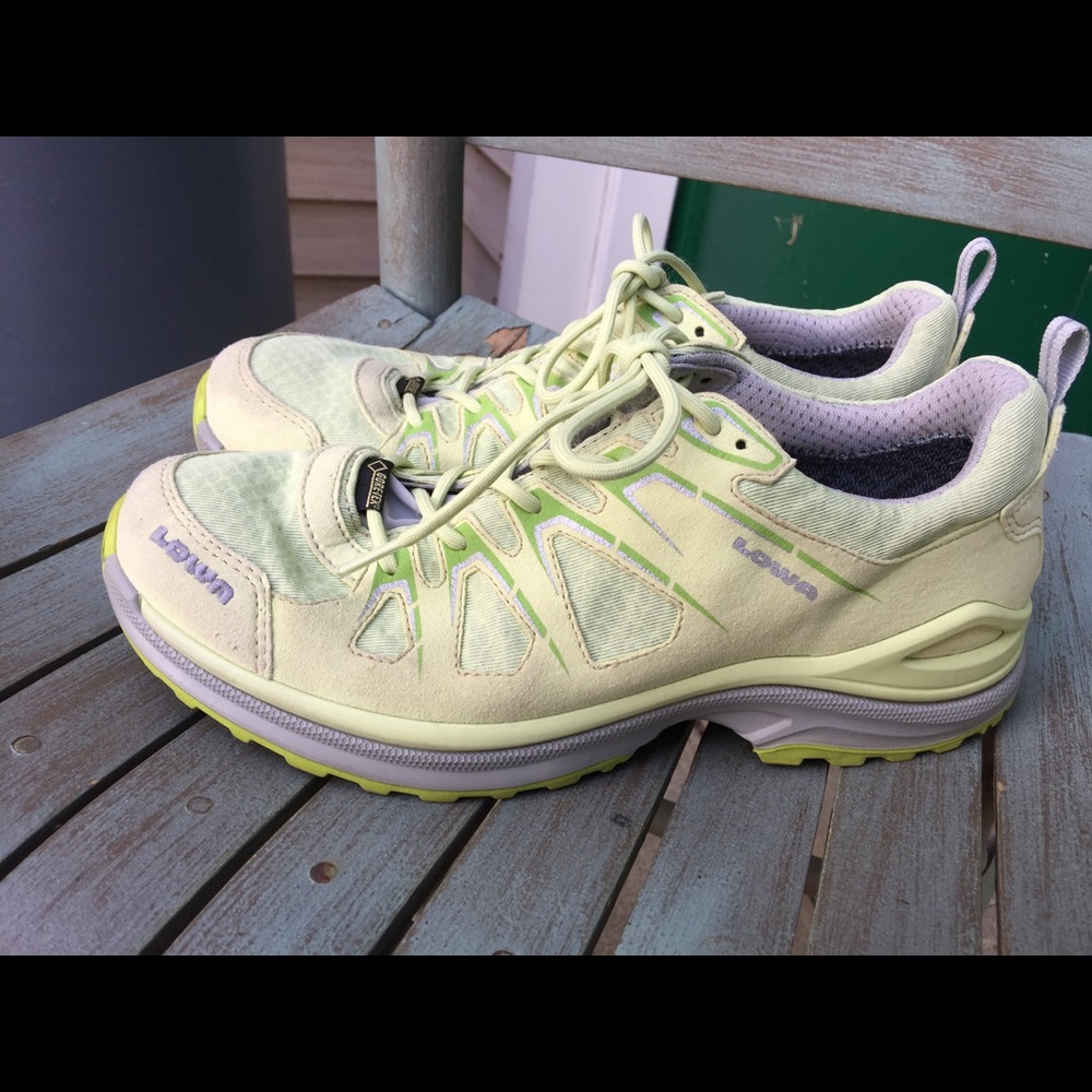Women's Lowa Light Green & Yellow Low Hikers 8M